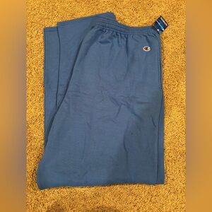 NWT Men’s Champion Sweatpants